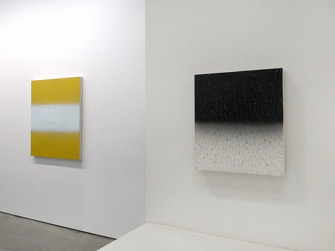 Teo González - Arch/Horizon Paintings - Installation View